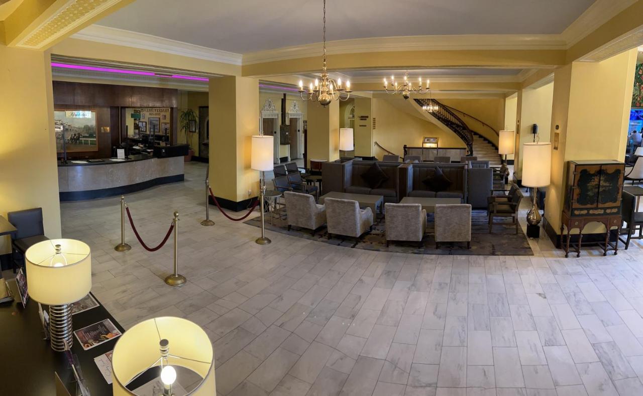 Arlington Resort Hotel & Spa Hot Springs Exterior photo